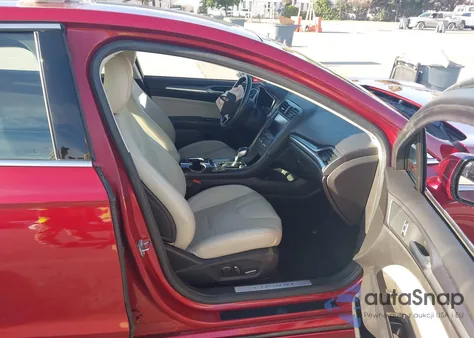 2016 Ford Fusion Energi Titanium from USA, damaged, VIN 3FA6P0SU0GR123335